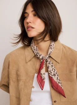 Allison Leopard Print Neck Scarf