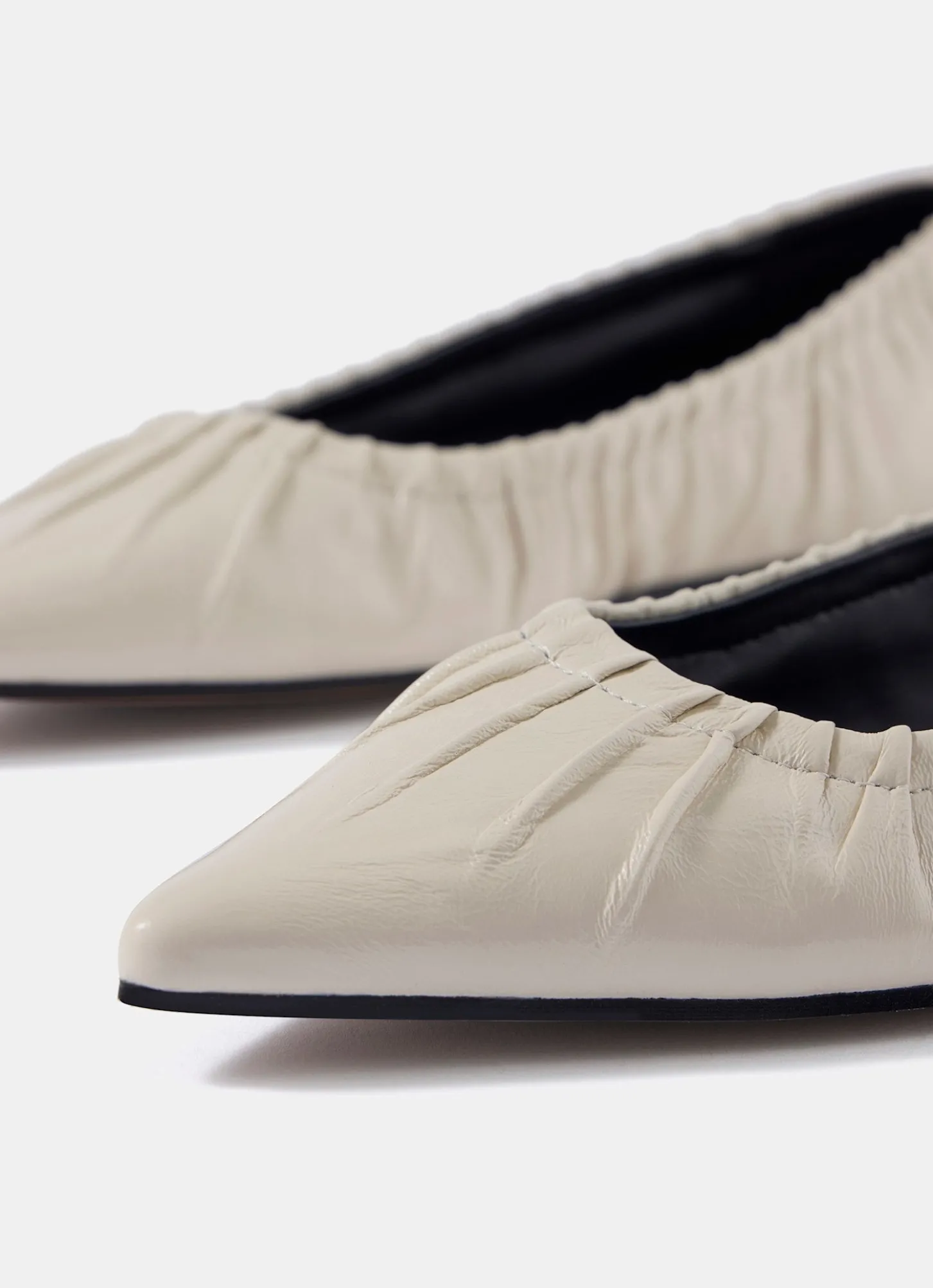 Arella Cream Leather Flat Pumps