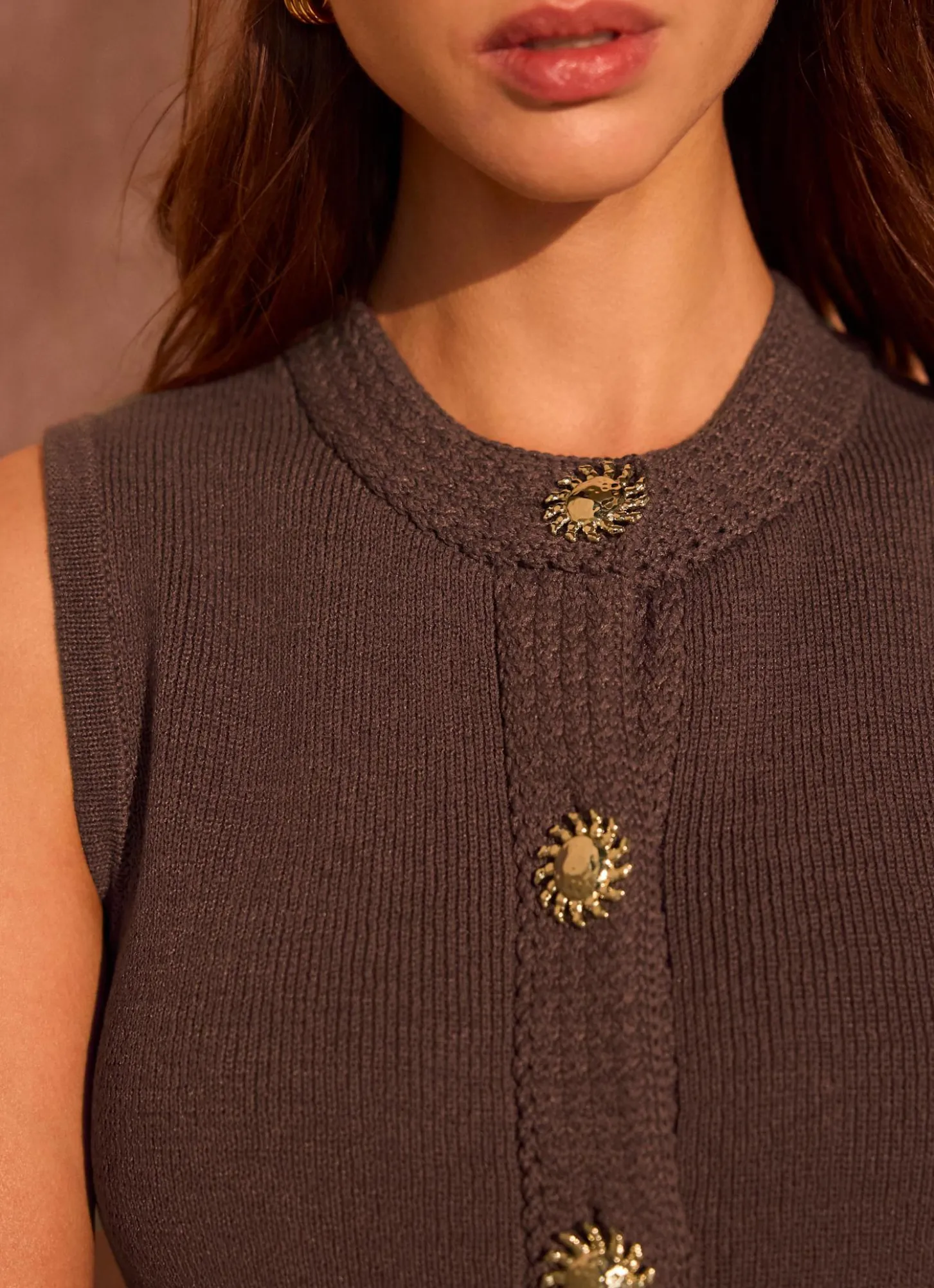Brown Sunray Button Knit Sleeveless Top