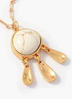 Gold Tone Drop Pendant Necklace