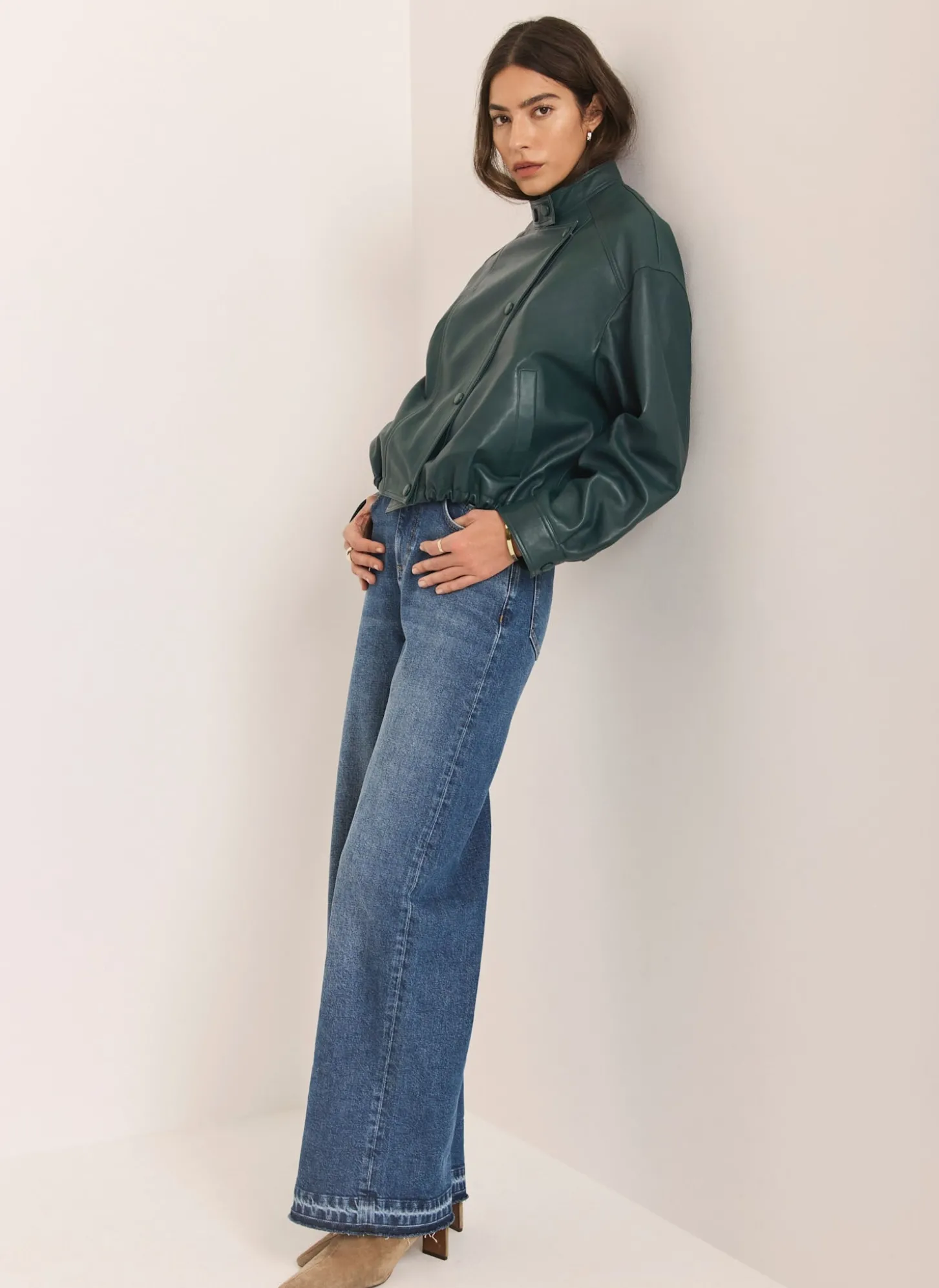 Mid Indigo Hem Detail Wide Leg Jean