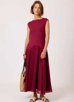 Red Sleeveless Midi Dress