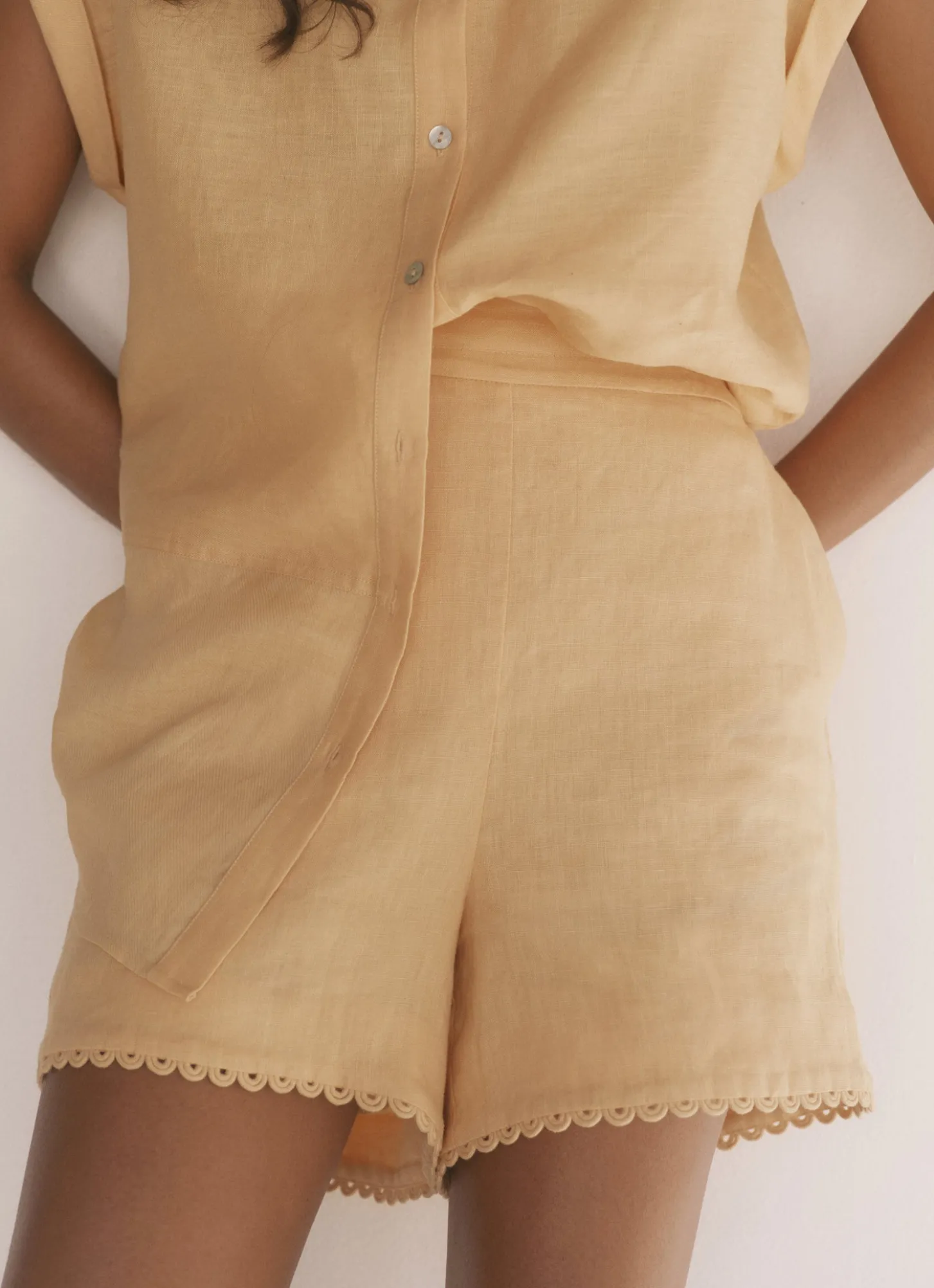 Yellow Linen Scallop Hem Shorts